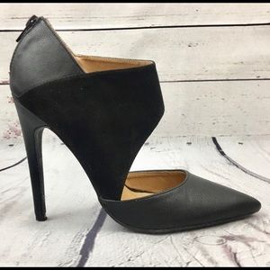 Penny loves Kenny - Black cutout heels